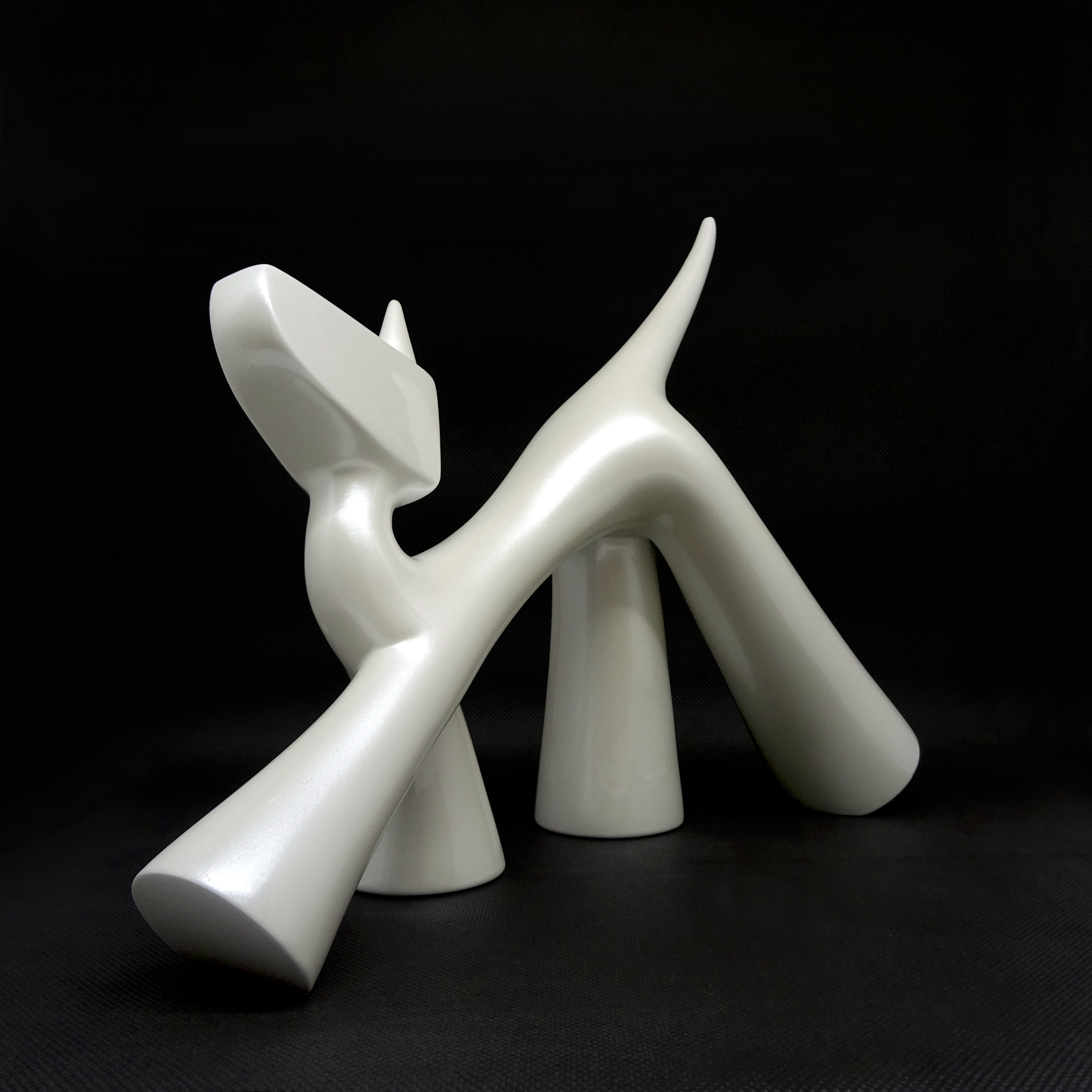Arteido - Lolek - Sculpture - Dog - Resin - Paprika